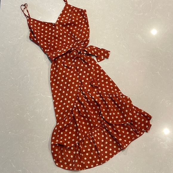 Revolve Dress size XS J.O.A. in burnt orange - Picture 2 of 9